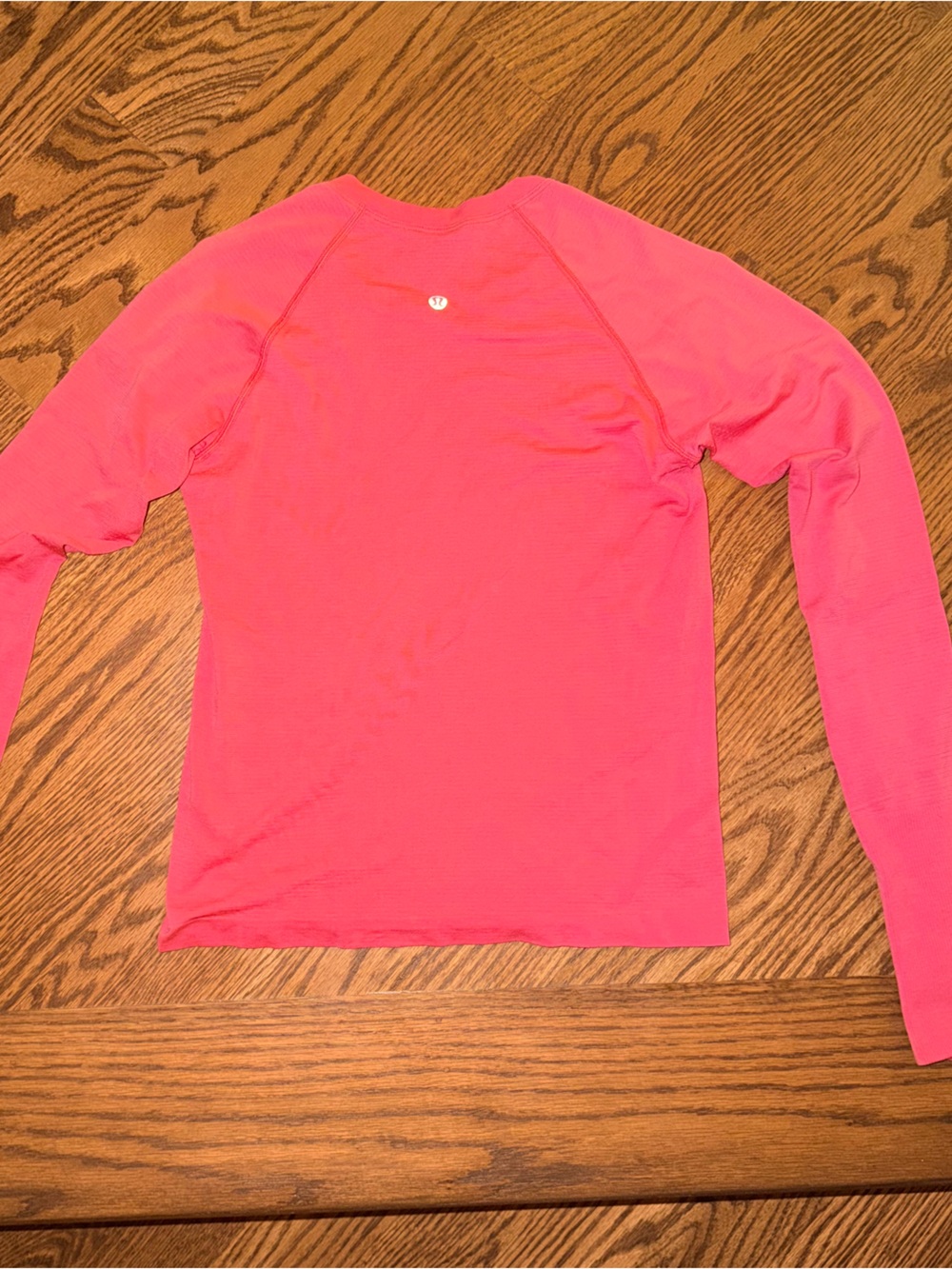 Lululemon hot pink long sleeve T-shirt, size 4